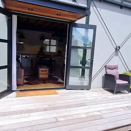 Apartment 4 - Haddin Court - Chic Ny Loft Style Blenheim Bagian luar foto