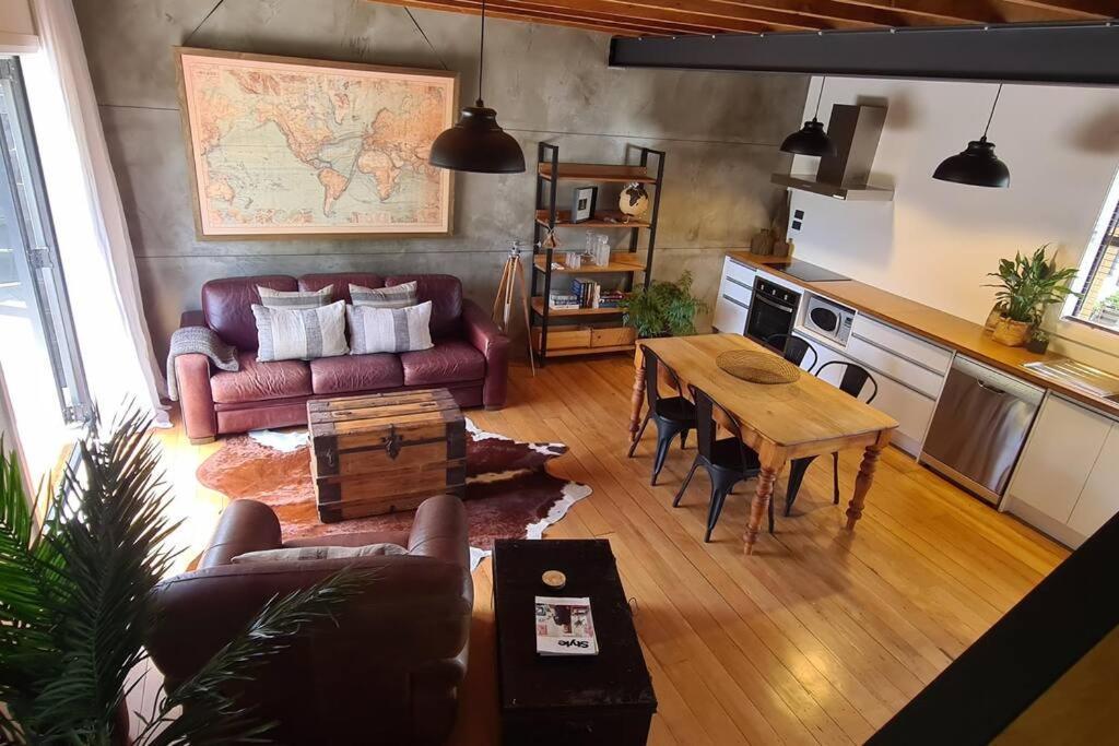 Apartment 4 - Haddin Court - Chic Ny Loft Style Blenheim Bagian luar foto