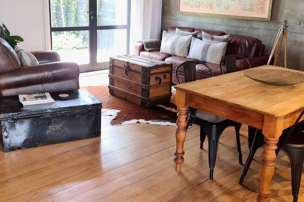 Apartment 4 - Haddin Court - Chic Ny Loft Style Blenheim Bagian luar foto